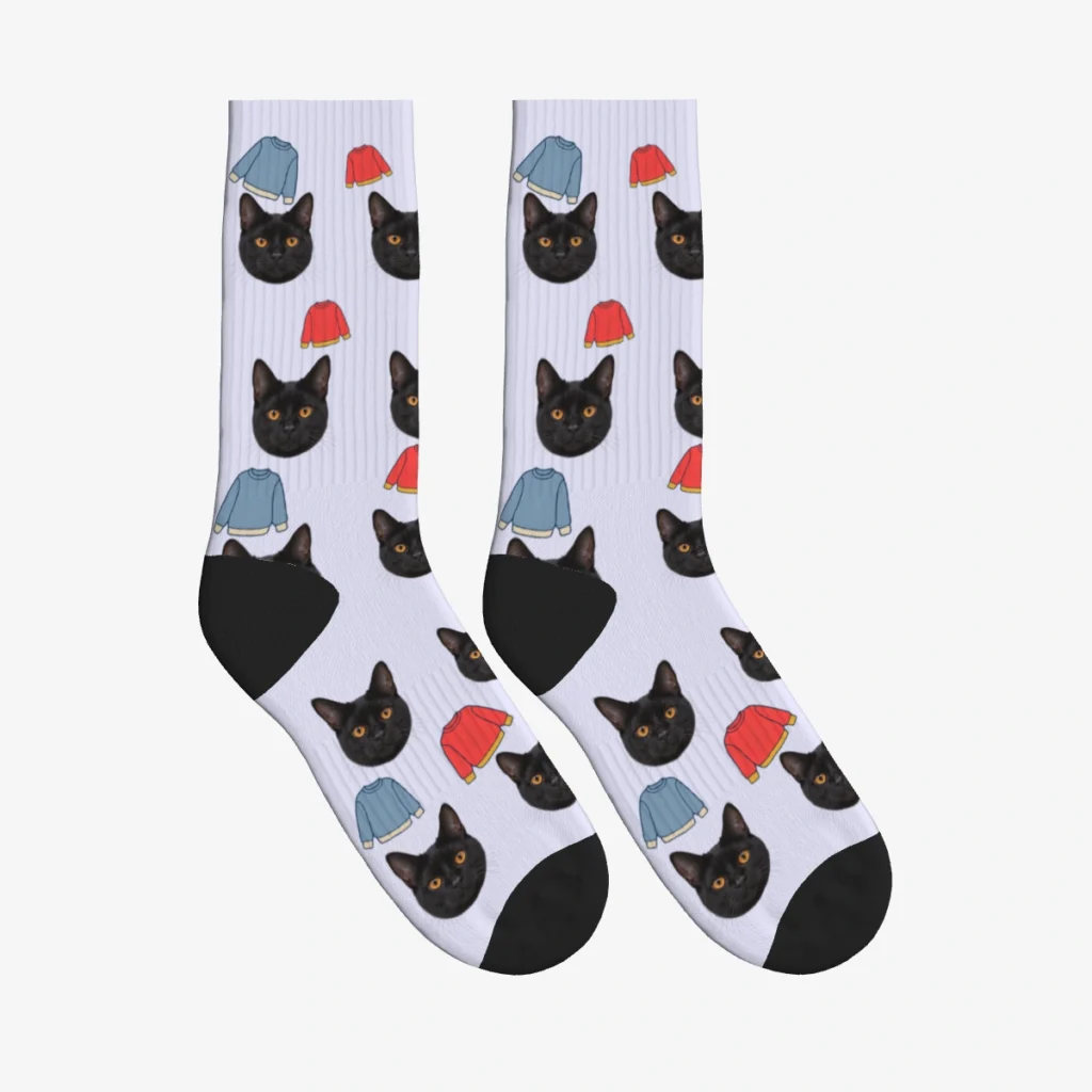 Cozy Sweaters Cat Face Socks — Lavender — product view