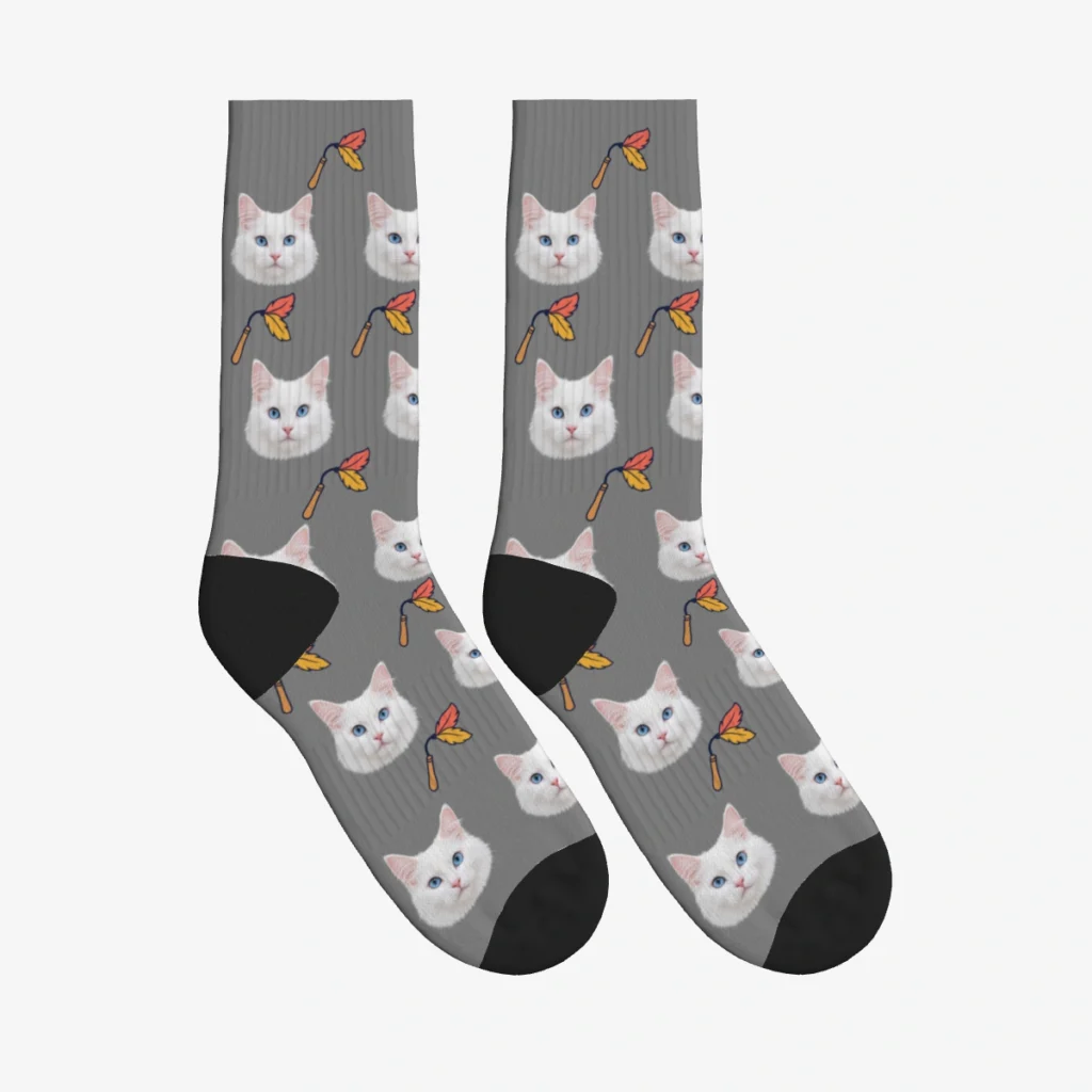 Feather Teaser Cat Face Socks — Gray — product view