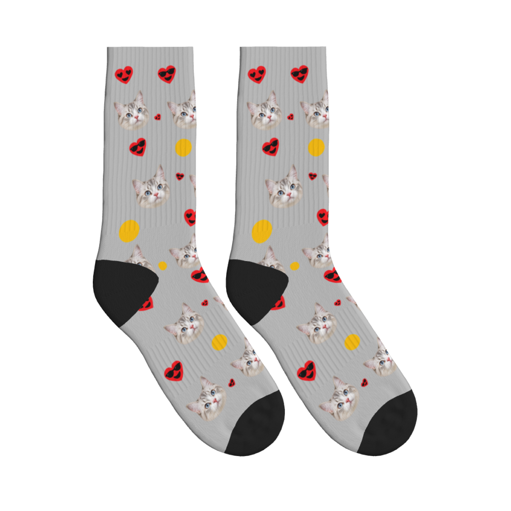Cat Faces & Red Smiling Hearts Socks — Light Gray — product view