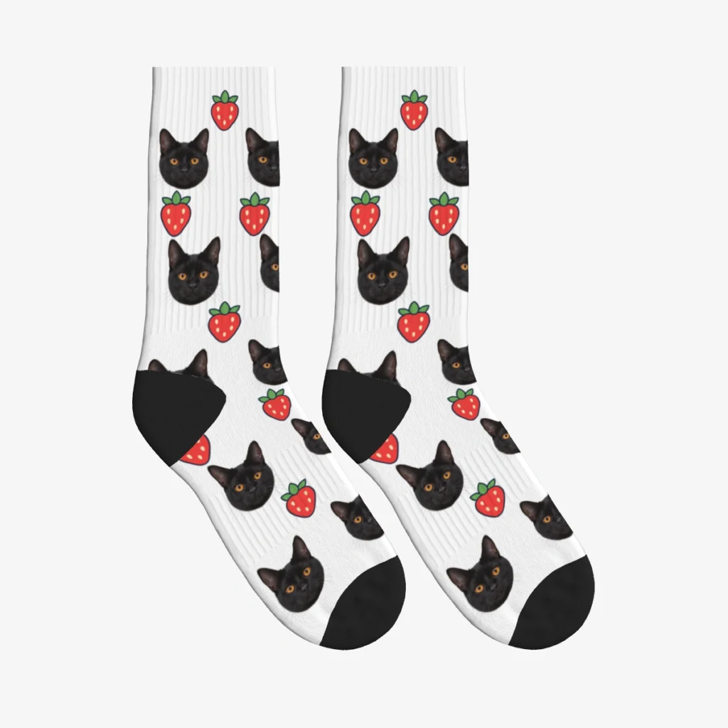 Strawberries Cat Face Socks — White — product view